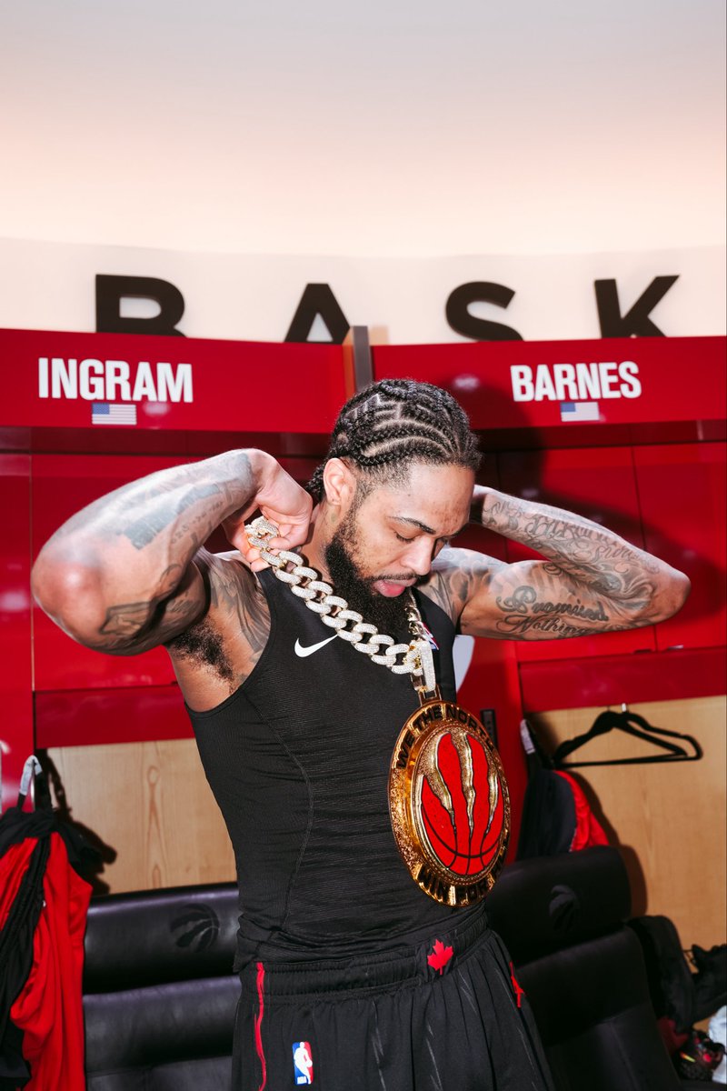 Raptors's tweet photo. B.I GETS THE CHAIN TN 🔥 https://t.co/7YkRHKbMfA