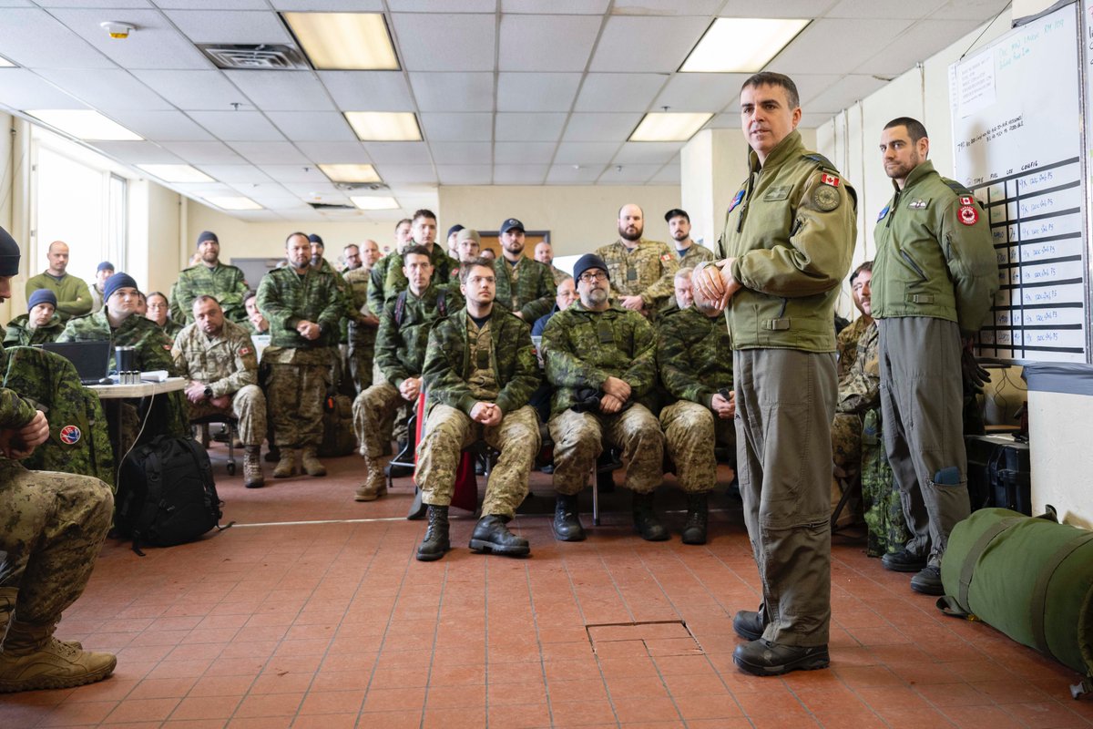 Royal Canadian Air Force tweet media