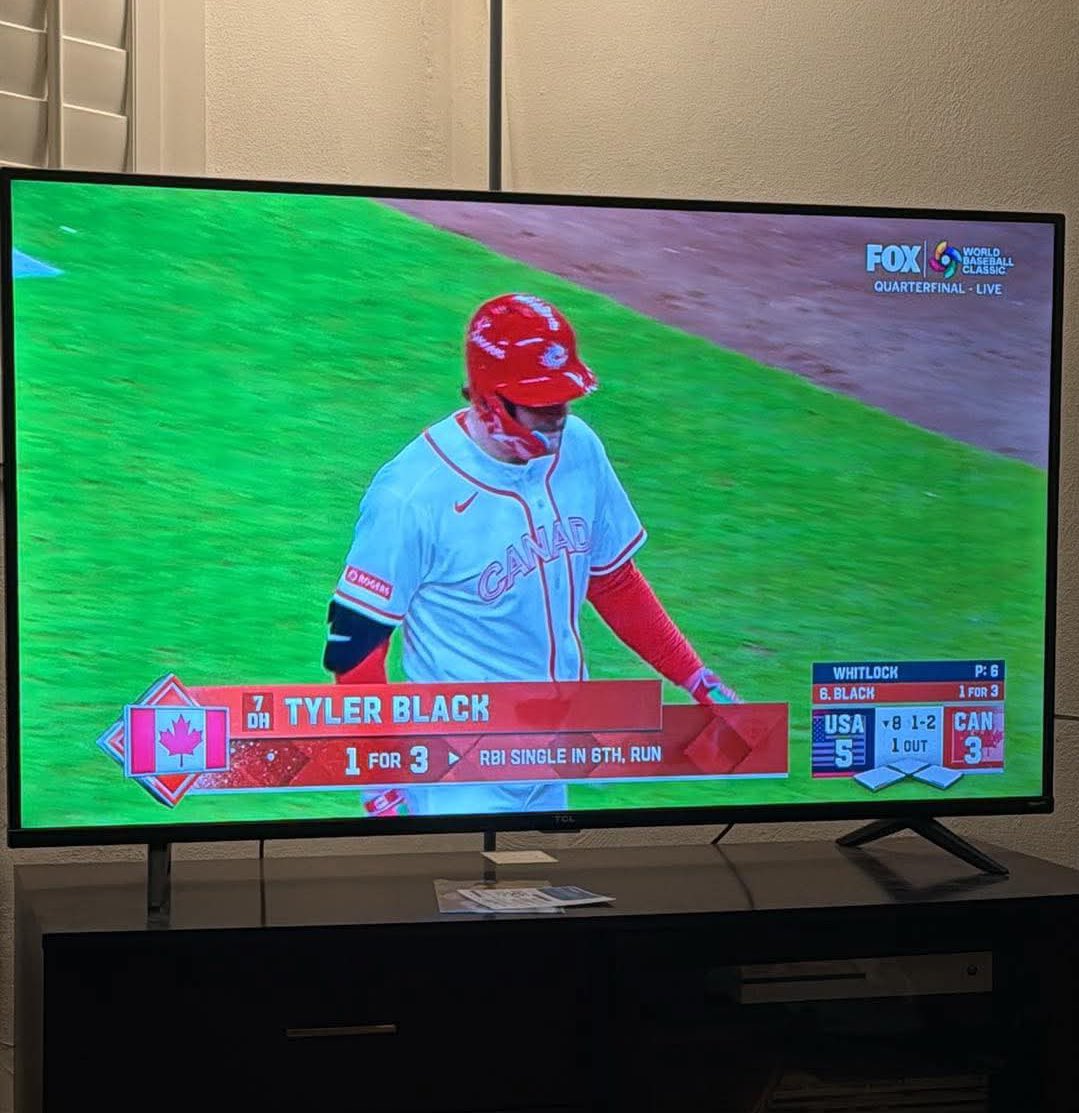 iceman_314's tweet photo. @WWERollins I wasn’t aware you were also a Canadian baseball player https://t.co/B9E4aULzoO