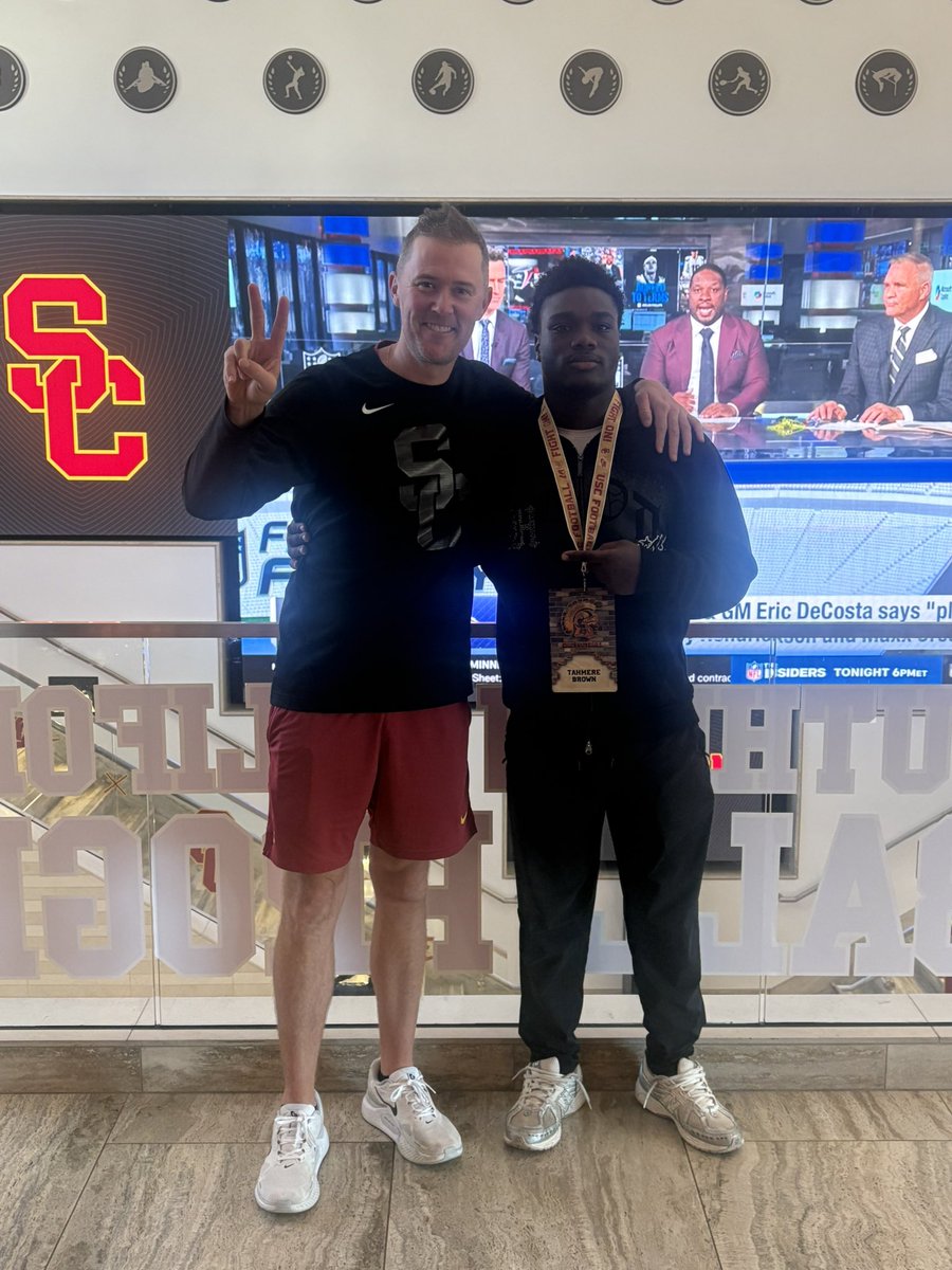 Tahmere Brown 5⭐️ tweet media