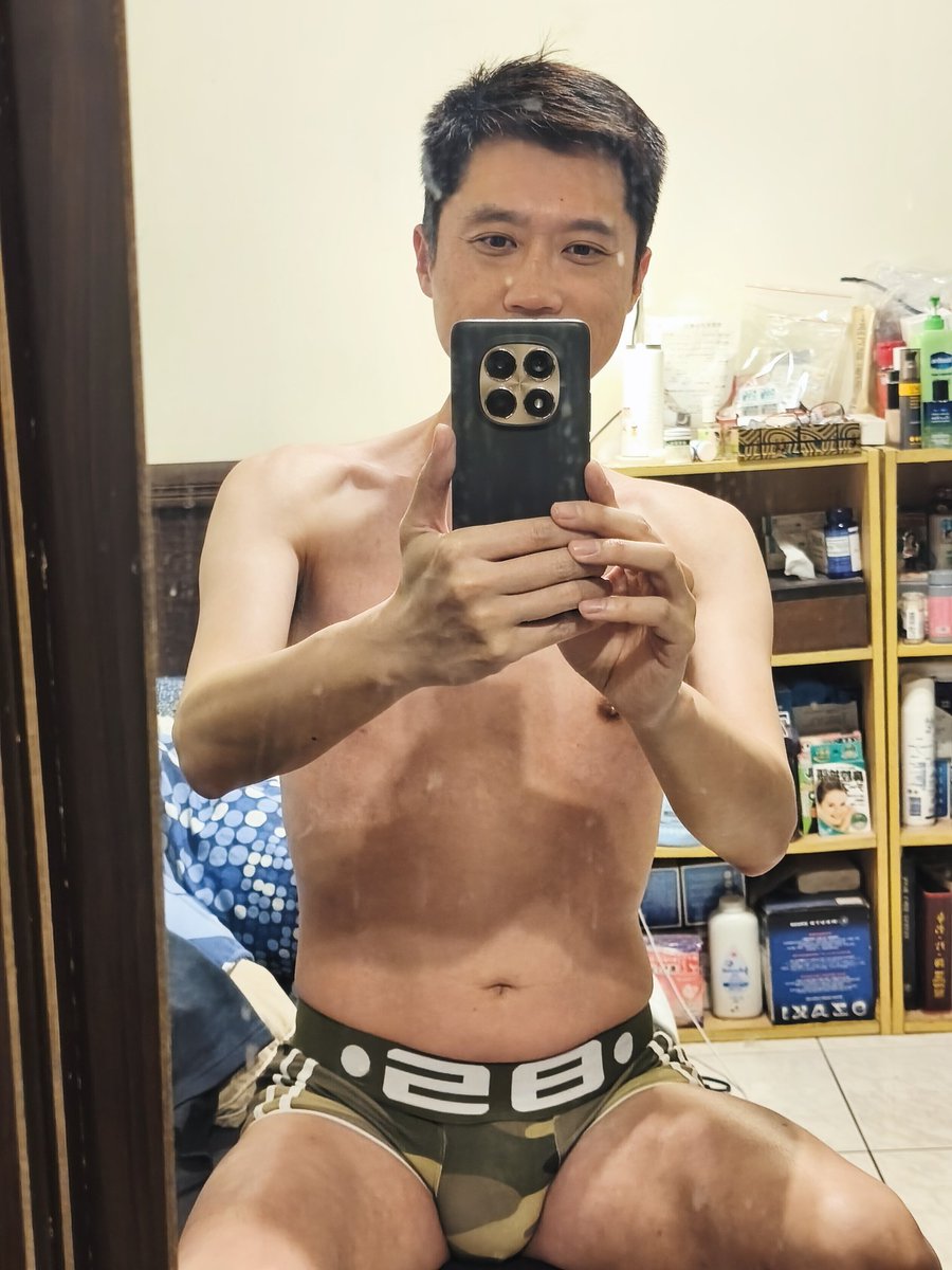 男人屌包最迷人 tweet media