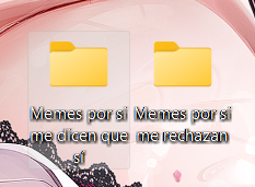 Je... me confesé a mi crush de una forma cobarde... así que voy preparando las carpetas en lo que espero una respuesta que ni siquiera sé si llegará...