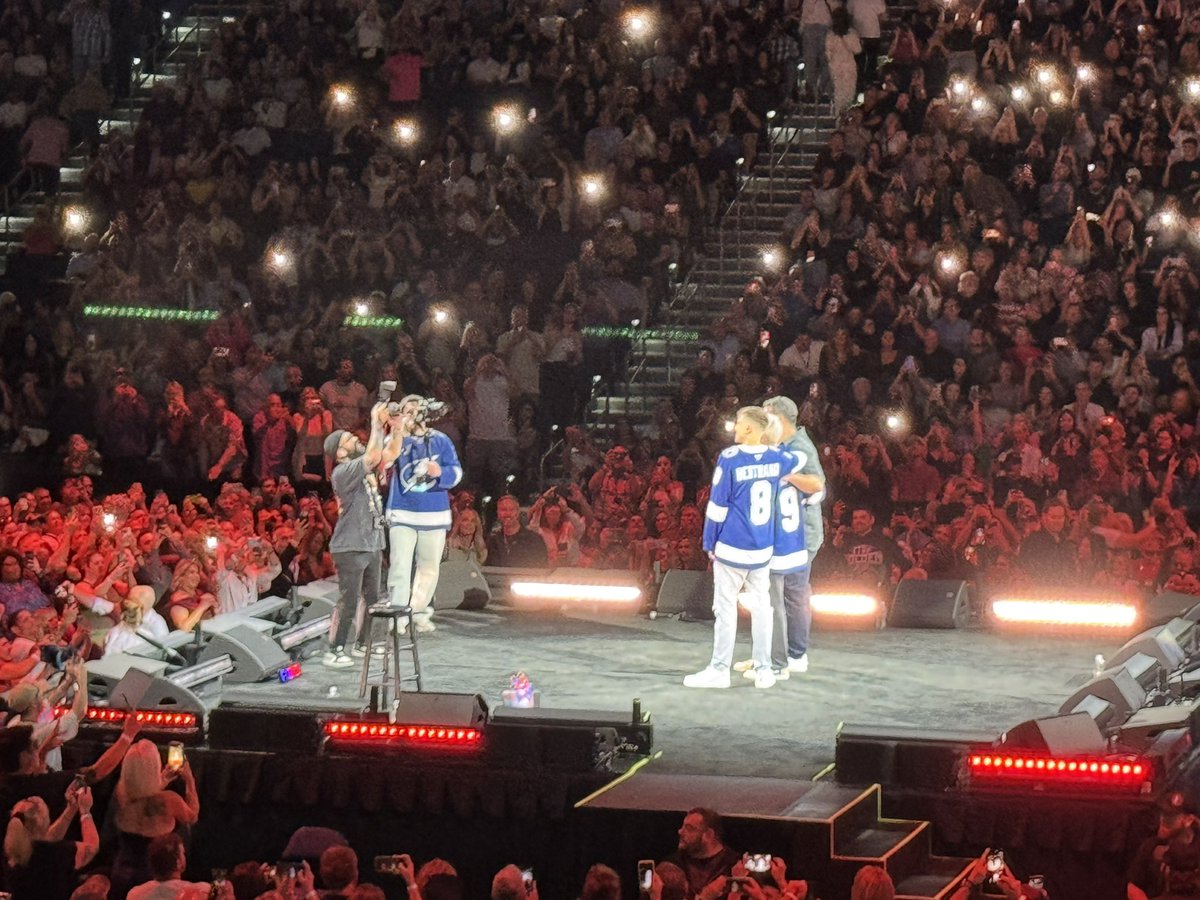 Epic jerseys in Tampa for the <a href="/mattrife/">Matt Rife</a> show