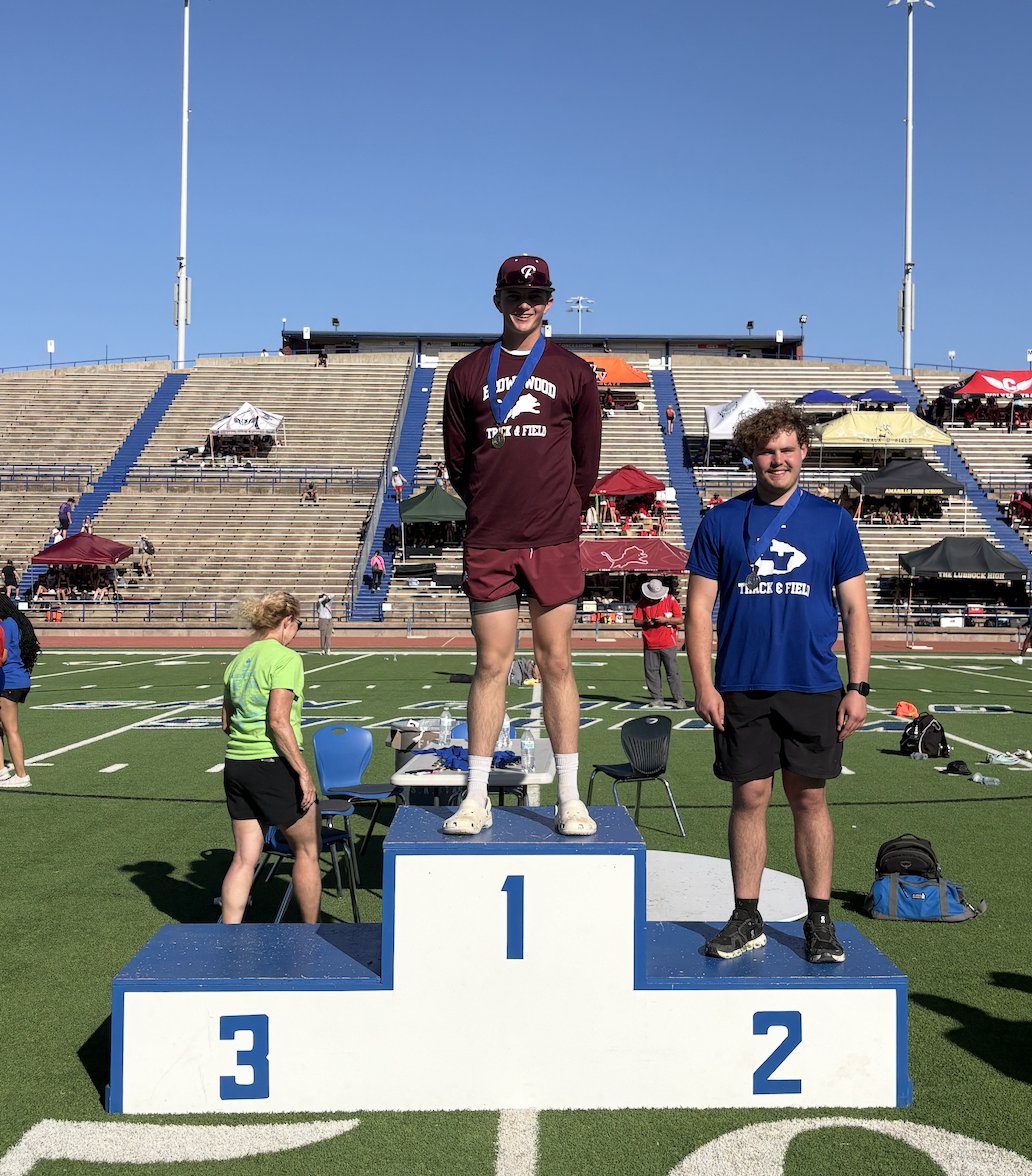 RBrewster14's tweet photo. Congrats Ty- Second Place in Discus at San Angelo Relays. https://t.co/BdXCjvtH1K
