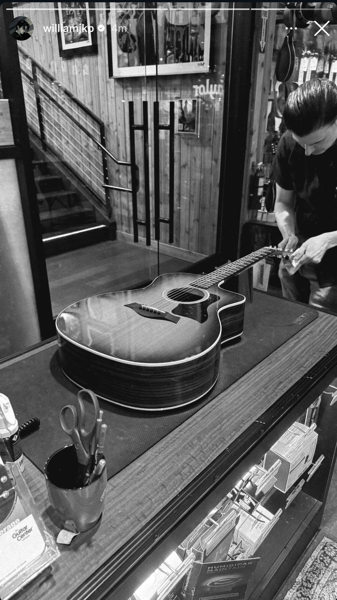 มีคนแฮปปี้โซมัชแน่ๆ🎸

#williamjkp