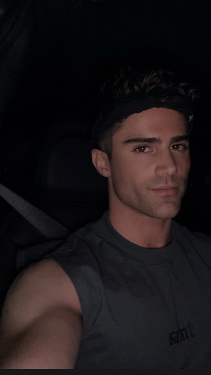 maxehrich tweet media