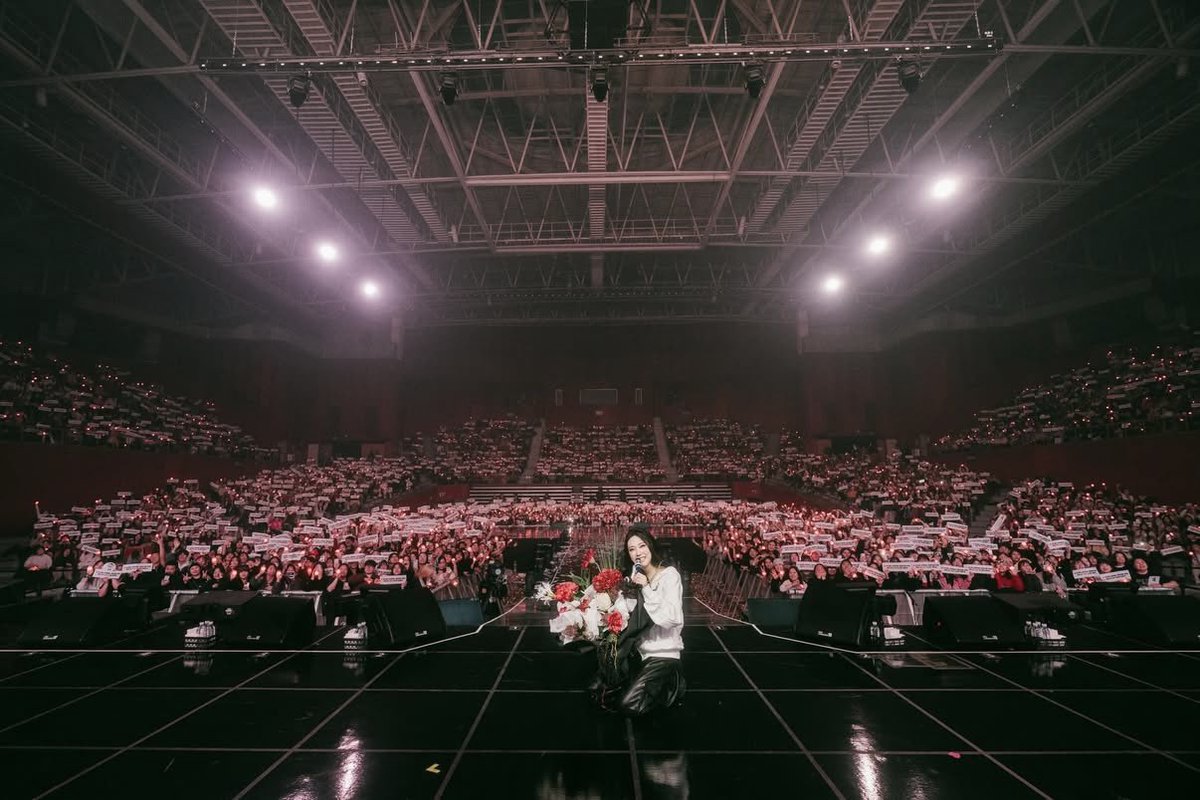 support_LYJ's tweet photo. 🍄 2026 #이영지 월드투어 <2.0> IN SEOUL 팬이벤트 완료 🍄

안녕하세요, 2026 LEE YOUNGJI WORLD TOUR <2.0> IN SEOUL 공식 팬 서포터즈 SUPPORTERS 2.0입니다.

2.0 서울 콘서트를 찾아주신 관객분들을 위해 진행한 방명록, 후드티, 메모지, 밸런스게임 팬 이벤트의 사진을 공유합니다!

이번 이벤트에 관심과 사랑을 보내주신 모든 팬 여러분께 다시 한 번 진심으로 감사드립니다.

앞으로도 영지님를 향한 사랑으로 함께해 주세요!