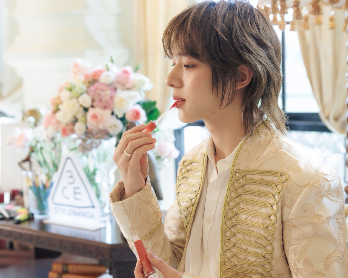 3ceth_official's tweet photo. @CwrNew 👑💋 3CE x NuNew Kiss The Day My Prince Wrap Up 👑
#NuNewx3CEKissTheDay #3CELIP #3CETH #NuNew #Nananu https://t.co/UPsaITBRkn