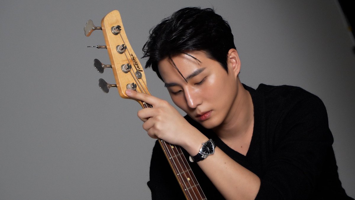 [데식이들] Young K x HAMILTON 광고 비하인드

youtu.be/LhsEtyly1rY

#DAY6 #데이식스
#YoungK #영케이
#HAMILTON #해밀턴