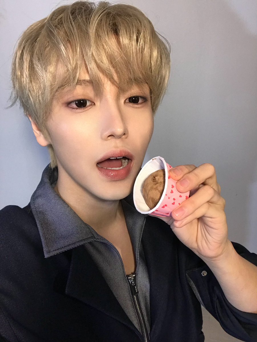 cikinI2I9's tweet photo. 야장한음뉴가그렇게귀여우래 https://t.co/U3rg4SWNCU