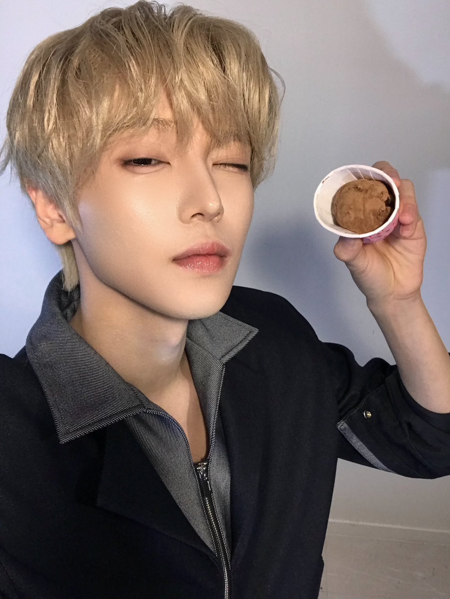 cikinI2I9's tweet photo. 야장한음뉴가그렇게귀여우래 https://t.co/U3rg4SWNCU