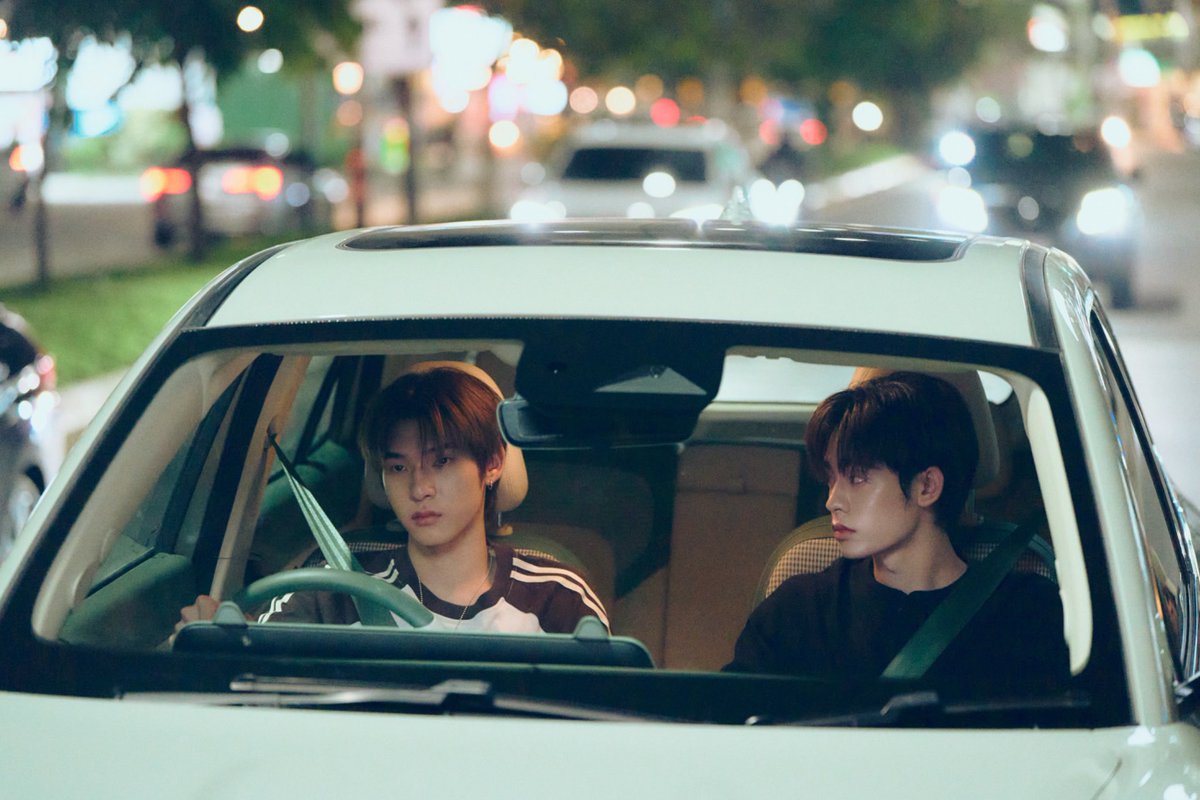 ไอ่ด้วงขับรถให้คุณฉินนั่งอ่า