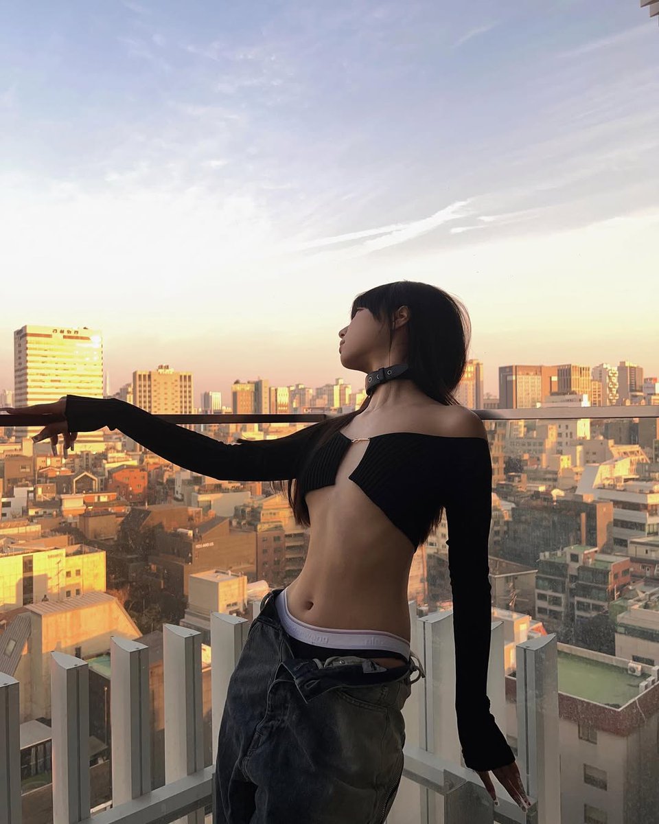 ハロへそ tweet media