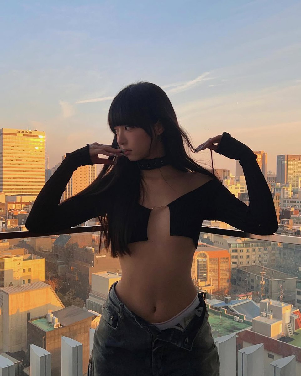 ハロへそ tweet media