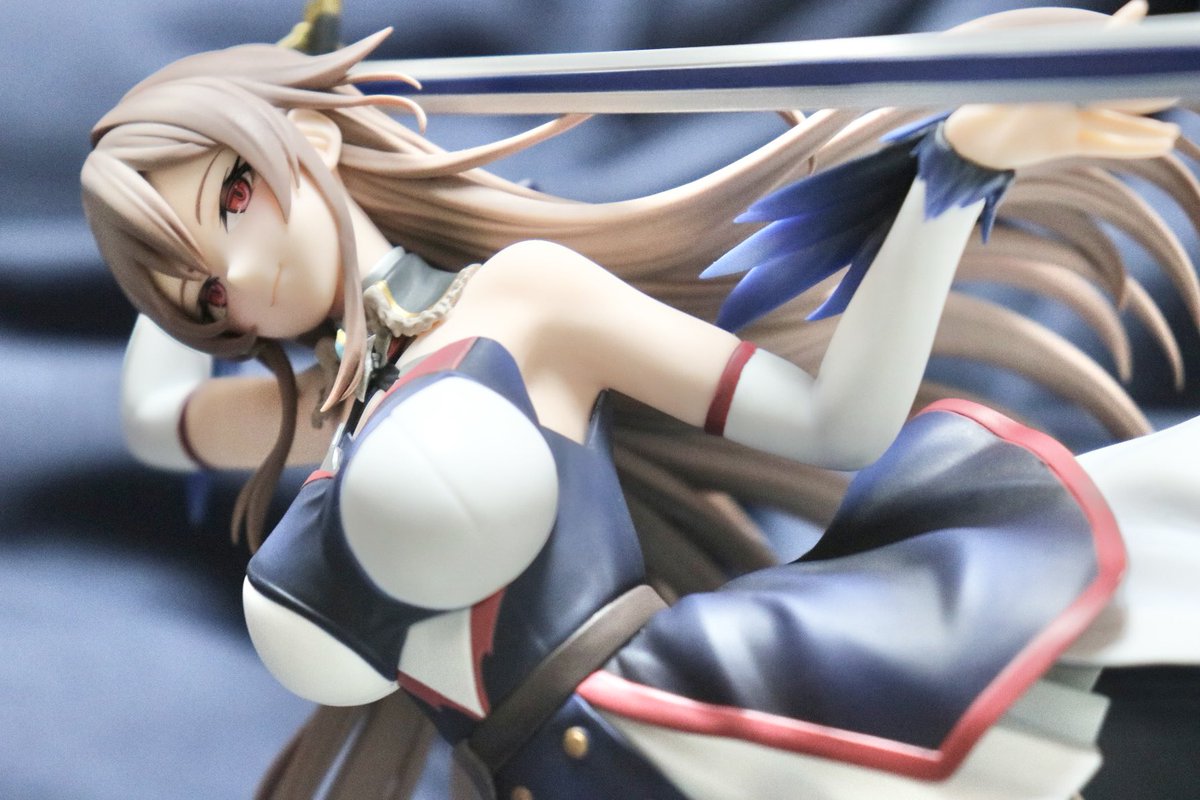 フレンのフィギュアやっと届いた???まじでにじフェスで公開されて 