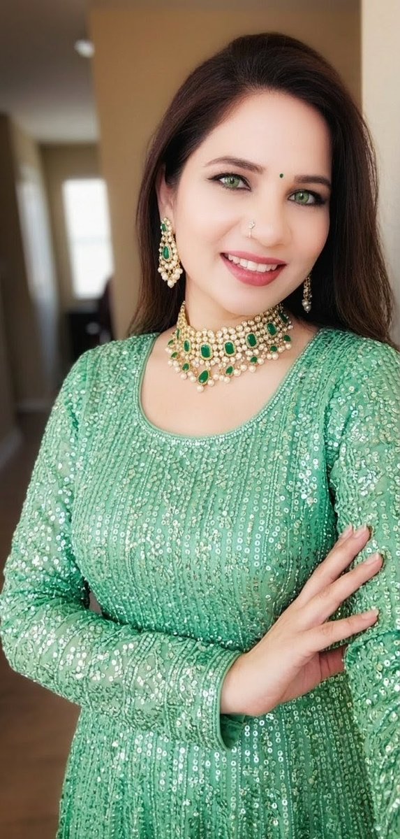 _Rani_Dixit's tweet image. .
You will stop fighting the waves when you realize you are the ocean...
Happy weekend 🌄🌞☕💐🌻🦋🌺🌷
#Saturday #weekendfun #GodMorningSaturday #weekend