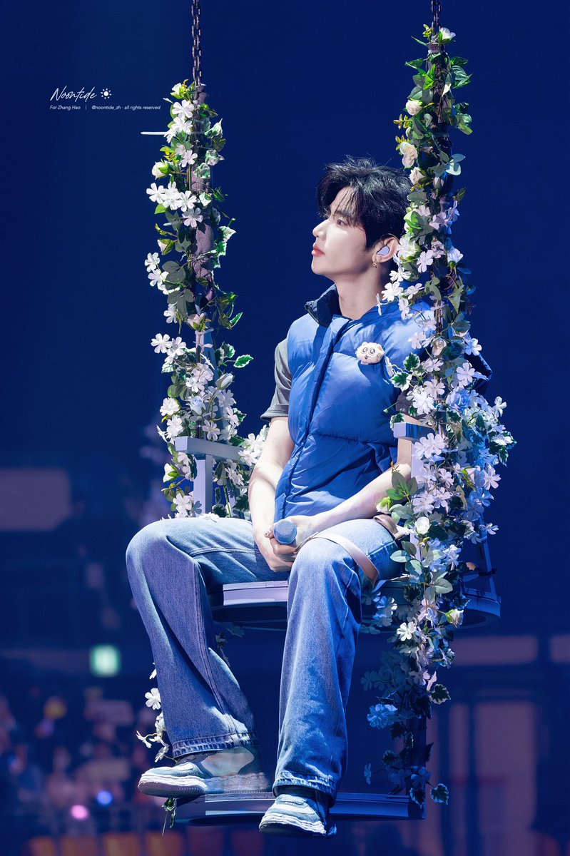 𝑵𝒐𝒐𝒏𝒕𝒊𝒅𝒆☀️ tweet media