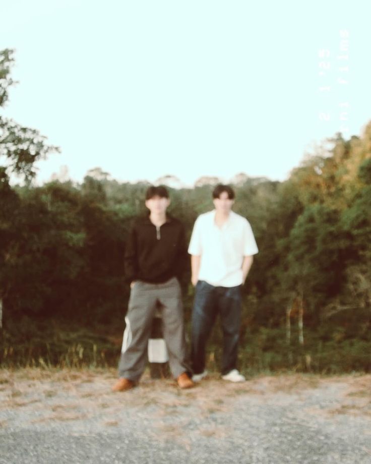 vioaenilla tweet media