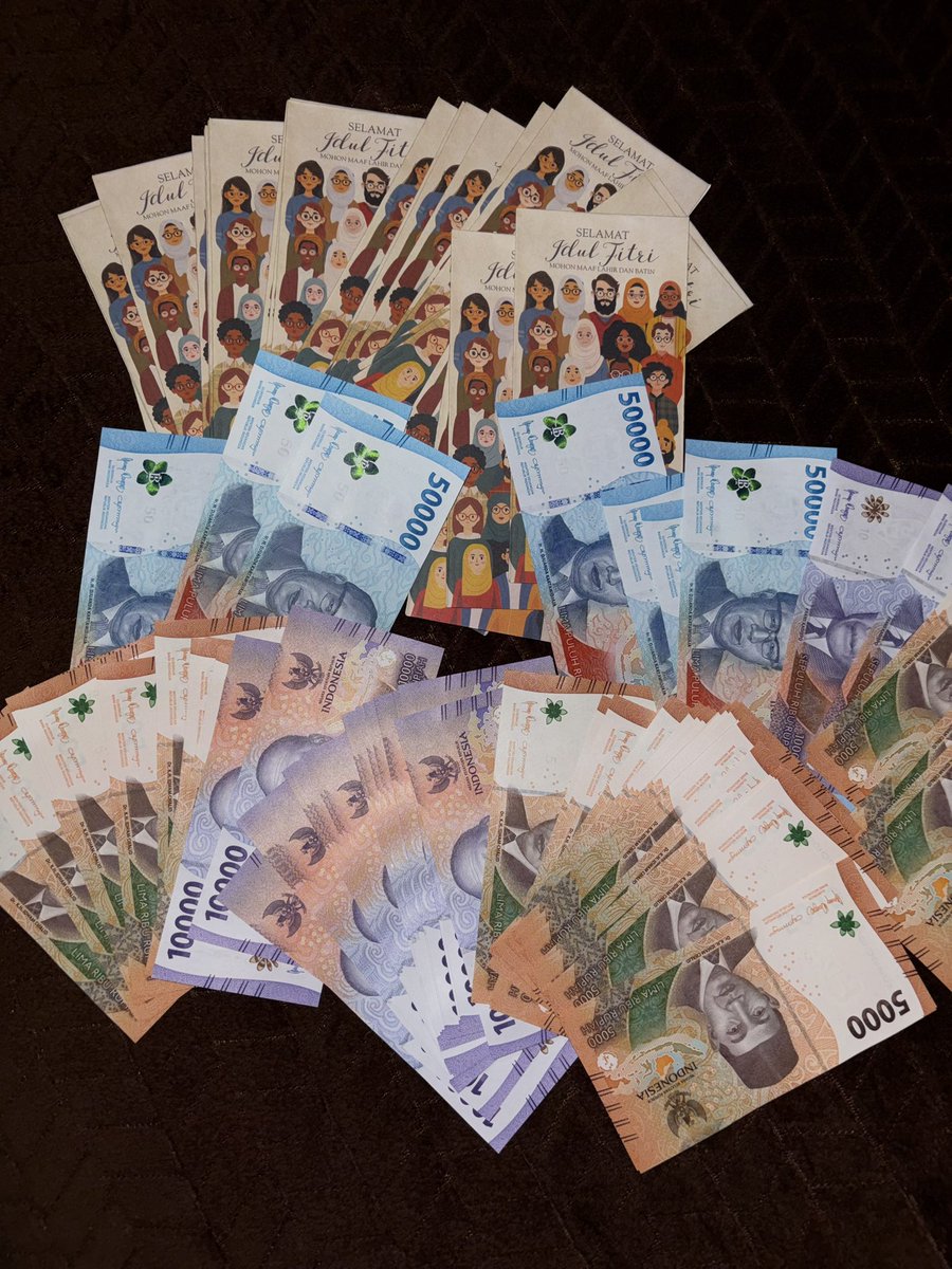 akuncapekkecap tweet media