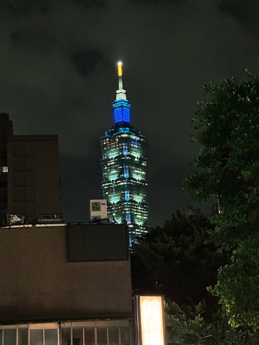 XL Middleton tweet media