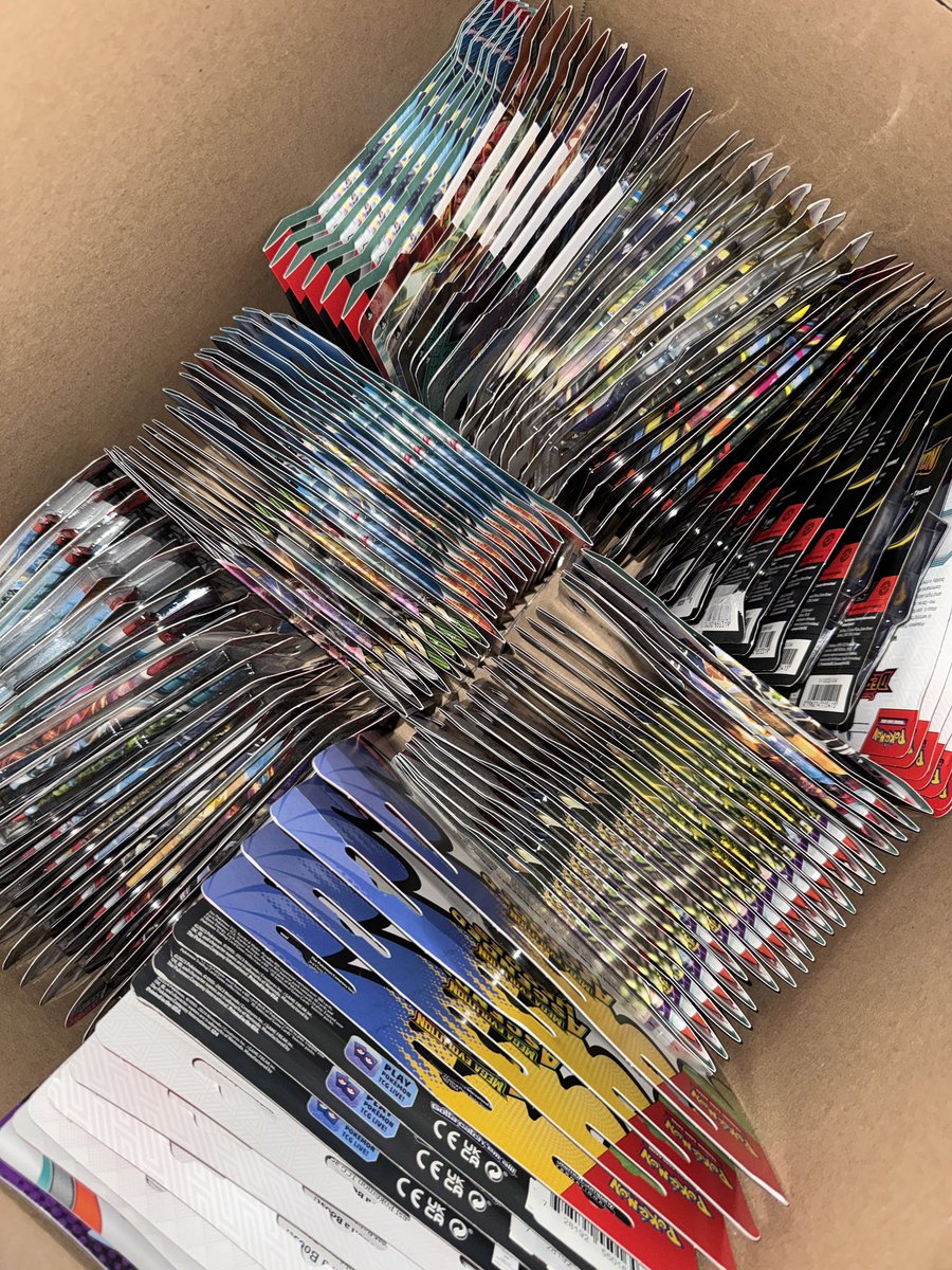 TeamPokeColors tweet media