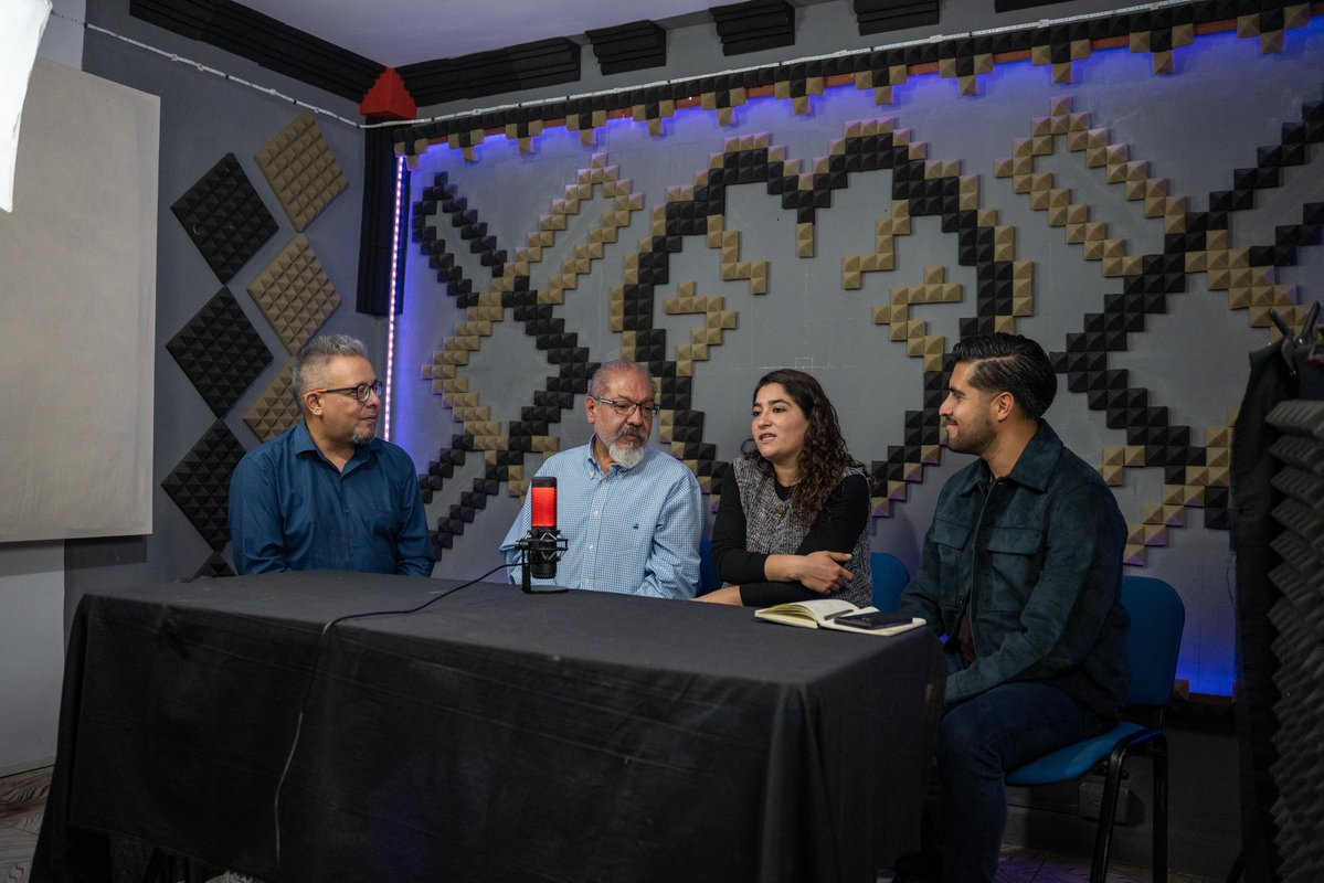 Tuve la oportunidad de compartir espacio con la gran diputada y compañera <a href="/gisselsantander/">Gissel Santander</a> y el abogado Federico González en Comun

Platicamos de cómo la Presidenta <a href="/Claudiashein/">Claudia Sheinbaum Pardo</a> obtuvo un triunfo moral con su propuesta de reforma electoral y el nuevo Plan B.