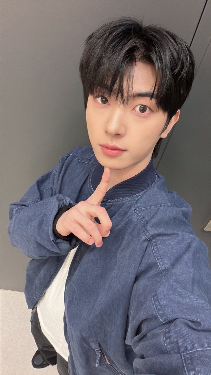 잡아묵쟈🤣🤣💜💜💜