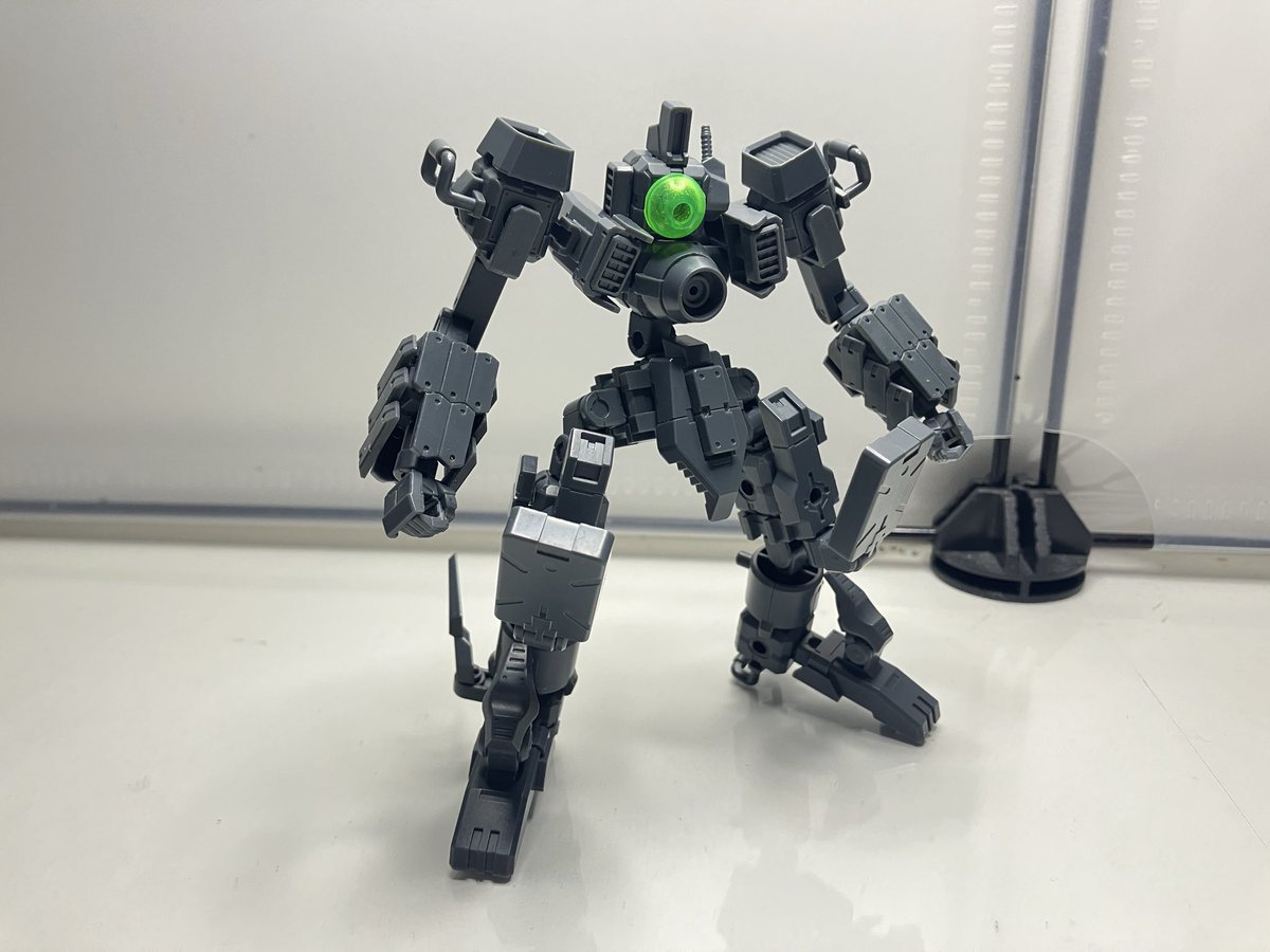 そこら辺の人 tweet media