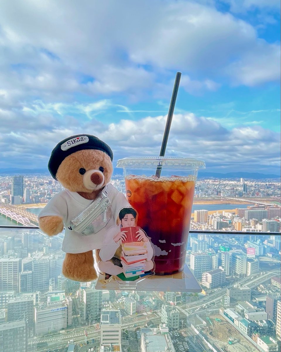 アクスタコースター・初お披露目デー💗
大阪をヒョンシク色に染めちゃうぞ！🩵
全力で大阪を楽しみながら推し活しまーす📣🏯

#パクヒョンシク
#parkhyungsik