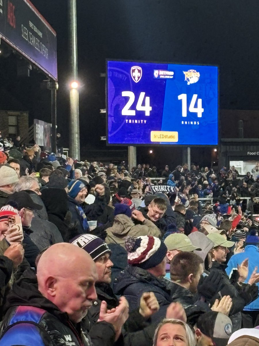Things we like to see on a wet &amp; cold Friday night ! I did not expect this result, but Trin played brilliantly. More like please lads ! ⚜️🔴⚪️🔵 #wakefield #rfl #challengecup