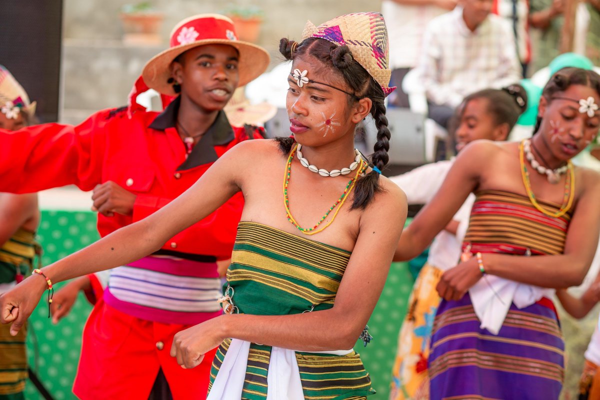 Money For Madagascar tweet media