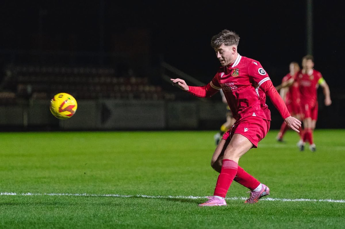 Llanelli Town AFC tweet media
