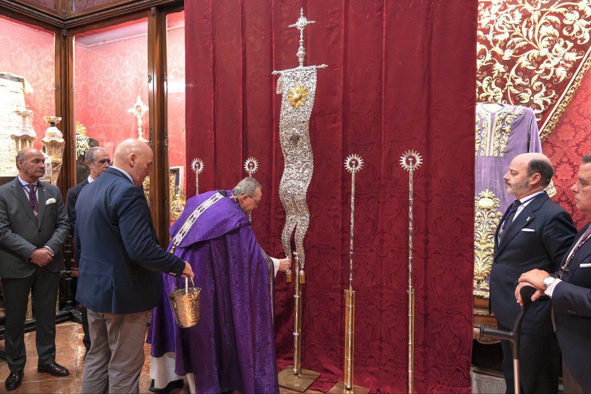 Hermandad Gran Poder tweet media