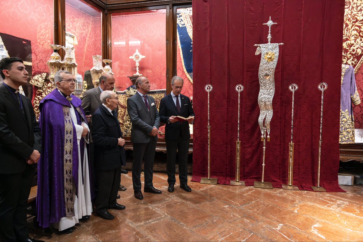 Hermandad Gran Poder tweet media