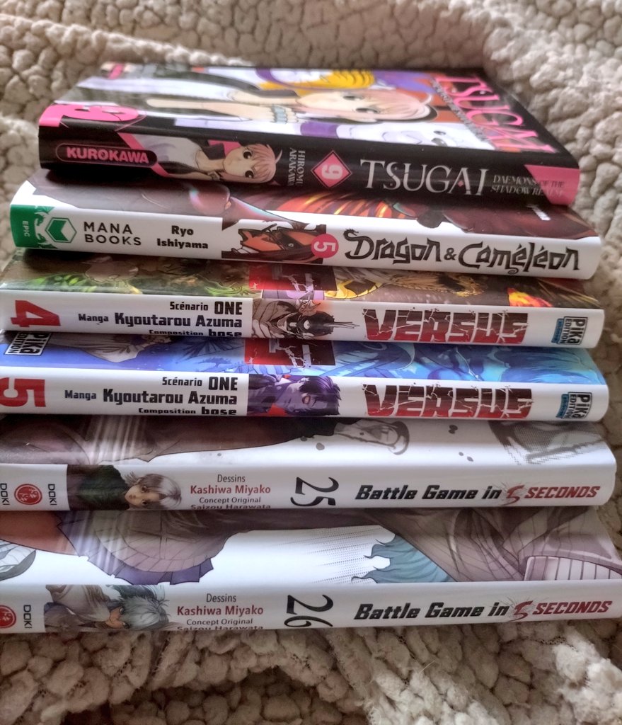 Naka_manga's tweet photo. La mission du jour, dévorer quelques suites. #Tsugai @Kurokawa #DragonCameleon @Mana_Books_ #Versus #BattleGameIn5Seconds @dokidoki_manga
🤓📖📚 Lezgoooo! https://t.co/6T5ZUyfPWD