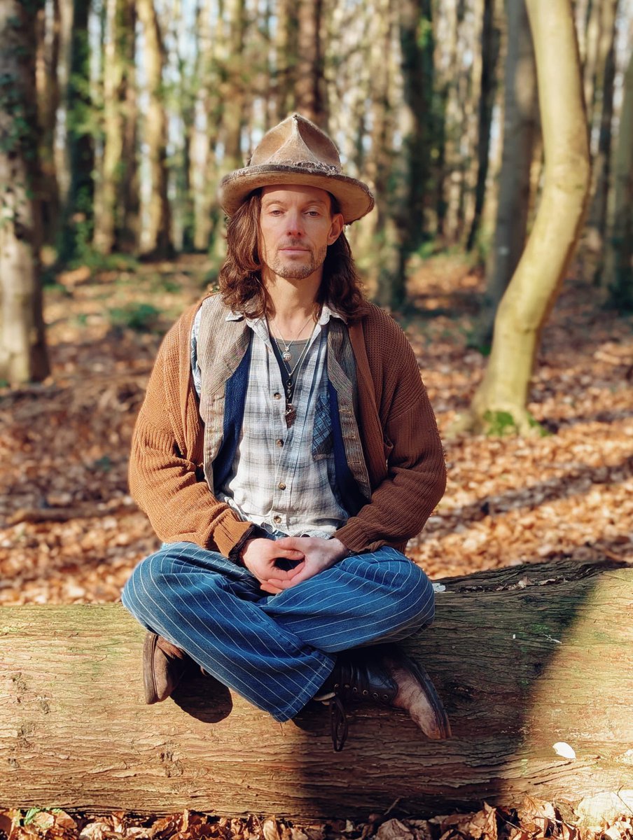 TheJPEGGallery ⌐◨-◨ tweet media