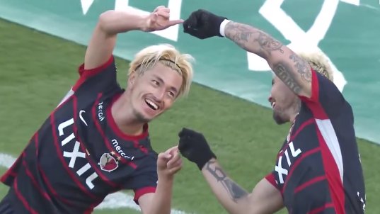 ds442kmzk's tweet photo. レッドカードも出てないのに、危うく選手の人数が減るところだった。 https://t.co/smFO9YVwlm