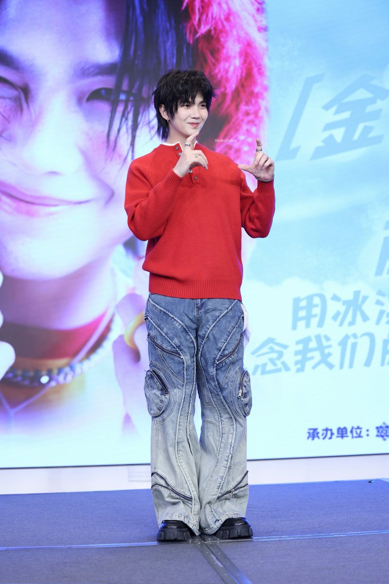 หนูน้อยเสื้อแดงน่ารักมาก

SWEET MOMENT WITH BUILD
#BuildXTheodoreGelato