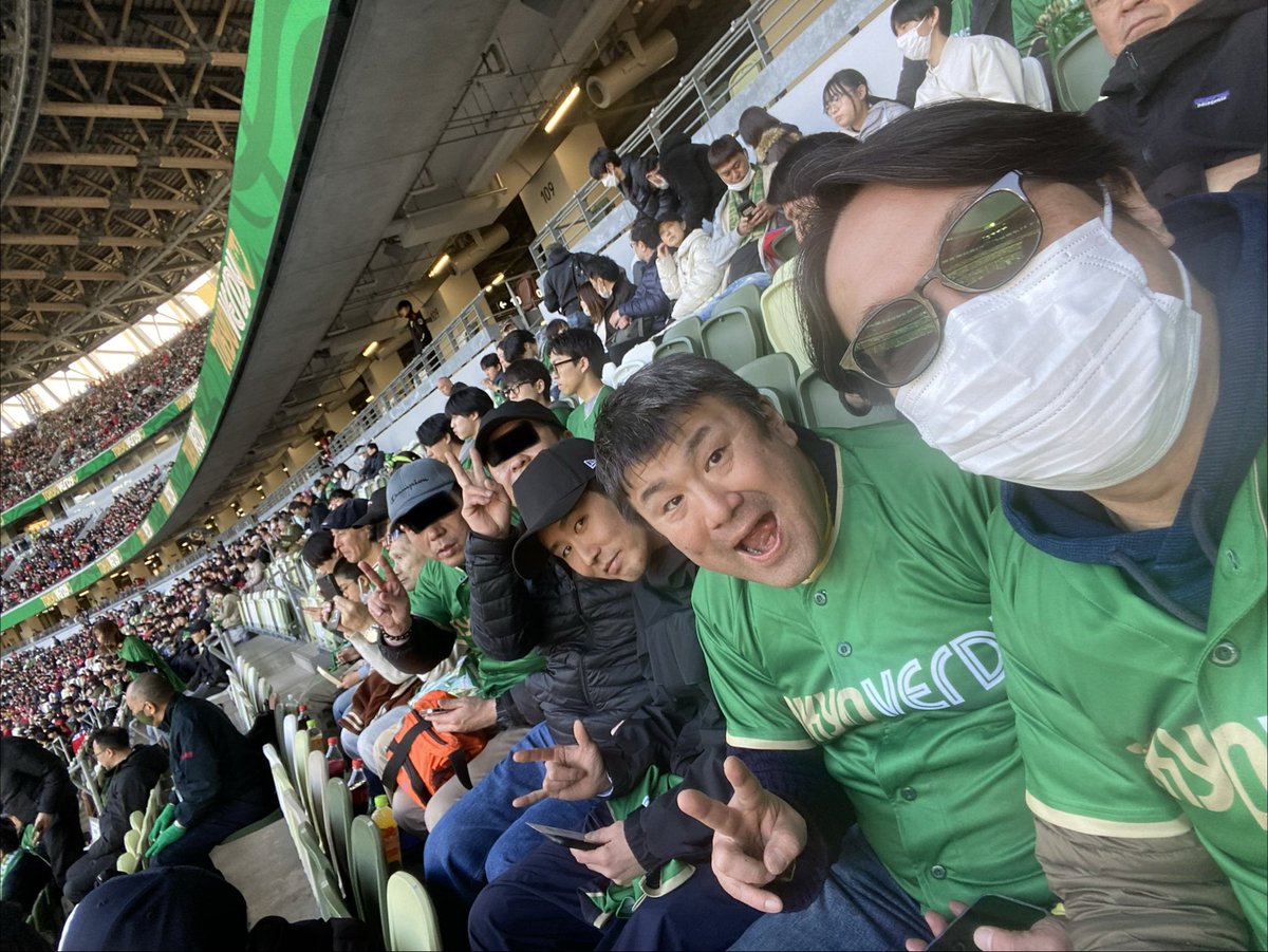 Tokyo_Darc's tweet photo. MUFGスタジアム（国立競技場）でサッカー観戦中 https://t.co/NblEhvRfni