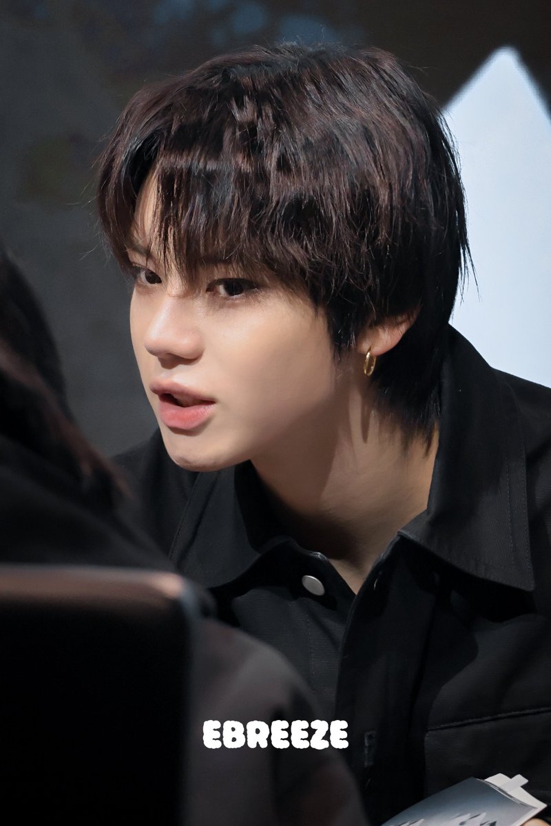 ᴇᴠᴇɴɪɴɢʙʀᴇᴇᴢᴇ tweet media