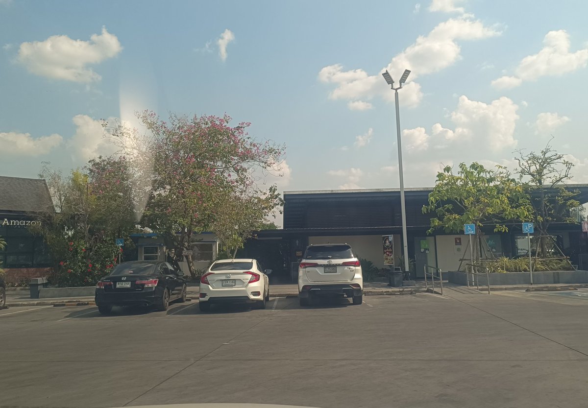 คนต่างจังหวัด tweet media