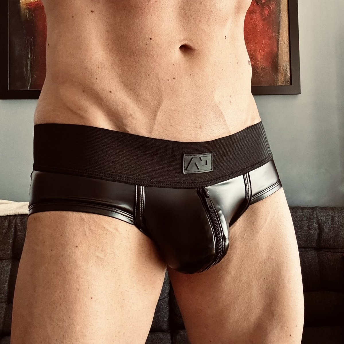 darkfitwolf's tweet photo. For when quick access is needed
#bdsm #gay #latex #underwear https://t.co/nKFxEqgNYc