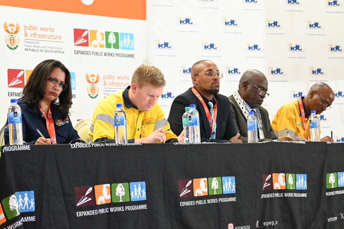 IDT_org's tweet photo. On Friday, 13 March 2026, the Independent Development Trust (IDT) attended the Expanded Public Works Programme (EPWP) Ministerial Listening Tour held at the Arena Park Regional Hall in Chatsworth, KwaZulu-Natal.

#IDT
#YourPartnerInDevelopment
#YouthDevelopment
#EPWP #DPWI#IDT https://t.co/Wuy0KgU8MH