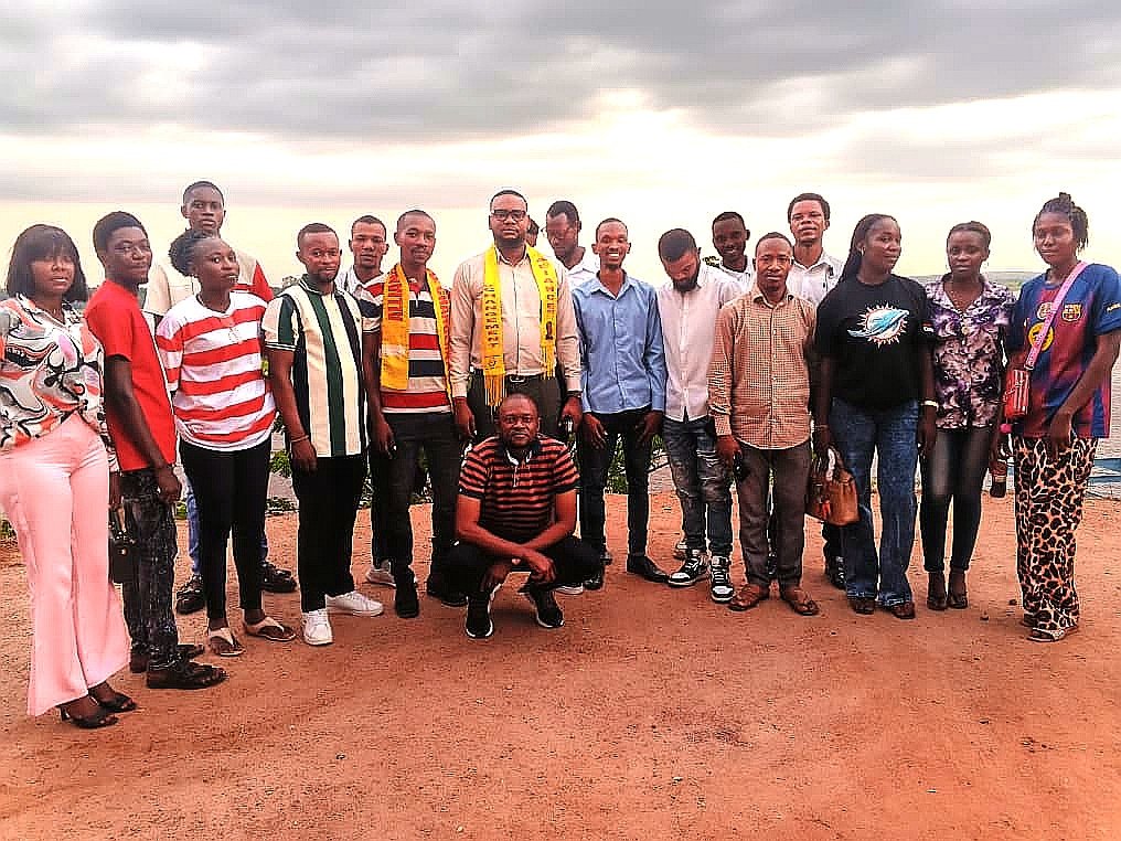 ZolaParfait's tweet photo. RDC:🚨  redynamisation de bases de la ligue des jeunes de ACh  à tout le niveau ,  le Pdt National de la ligue des jeunes @ZolaParfait a tenu ce vendredi une réunion avec le comité Directeur fédéral du kongo central 2 ville de Boma.@kabund_jmkkrock @chauffeur243
@StanysBujakera https://t.co/rewZLb6vTJ