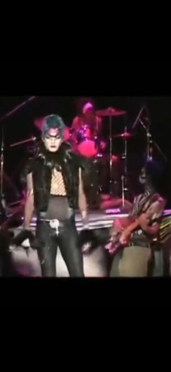 Adam Lambert Master Plan youtu.be/fpp3_VgiU5I?si… via <a href="/YouTube/">YouTube</a>