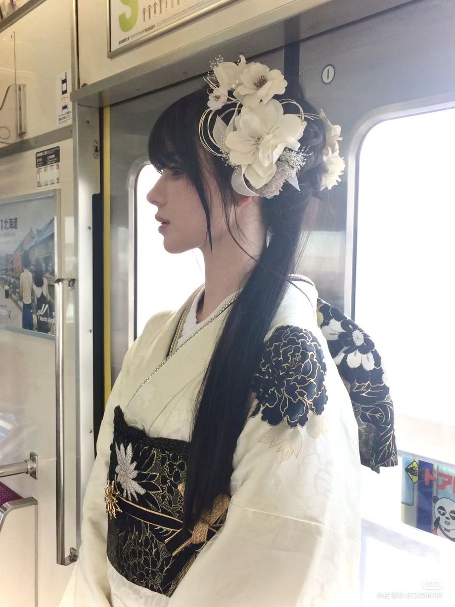 Out Of Context Japan tweet media