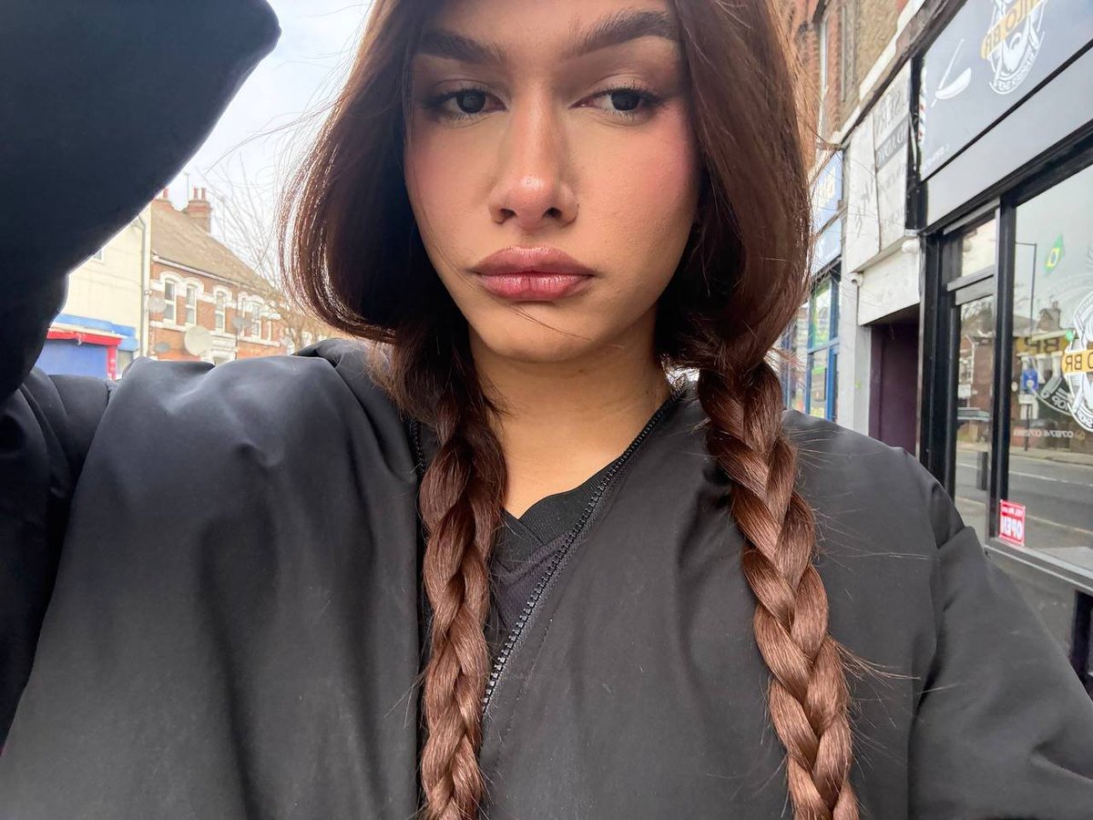 Yasmin 🌙 tweet media