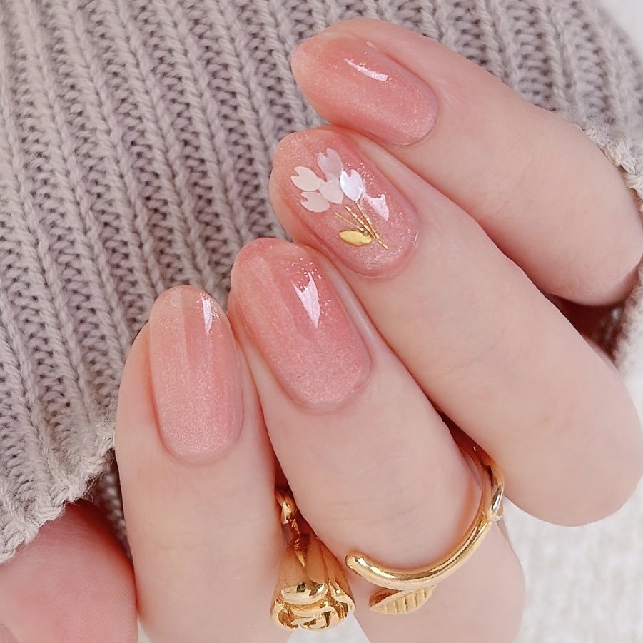 hari_aki_hari's tweet photo. ジーニッシュのミミに同じくジーニッシュのマグネットネイルのピュアを重ねてみた💐
桜ホロをチューリップに見立てるのも毎年やっているお気に入り✨ https://t.co/LuO7gekVVr