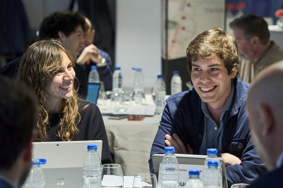 beBartlet tweet media