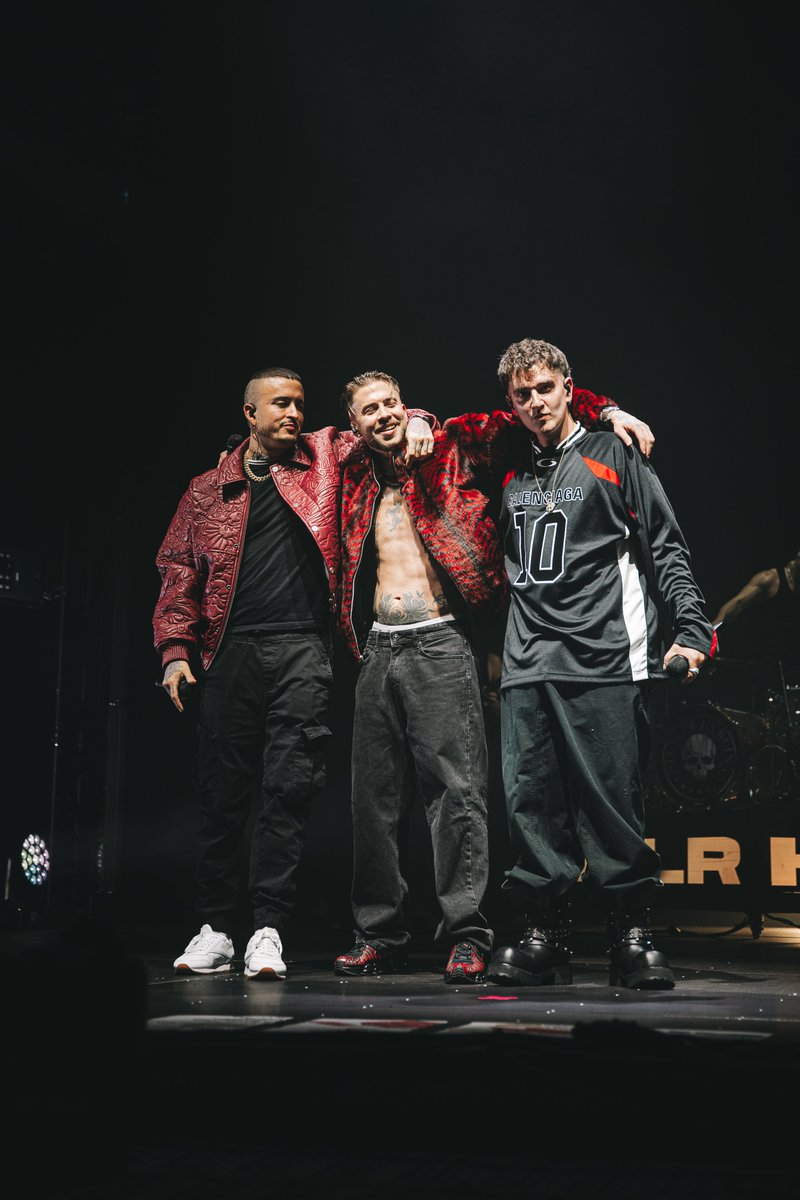 Movistar Arena España tweet media